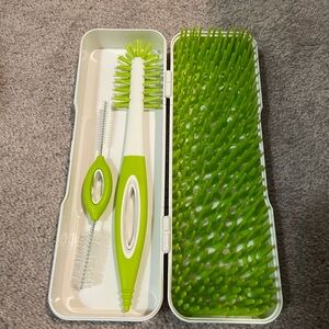 Boon travel baby bottle washing/drying kit